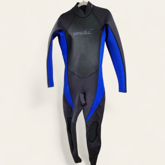 O'Neill Other - O'Neill Full Wetsuit, Size Large - Seamless Flex Zone - Great Condition! REACTOR